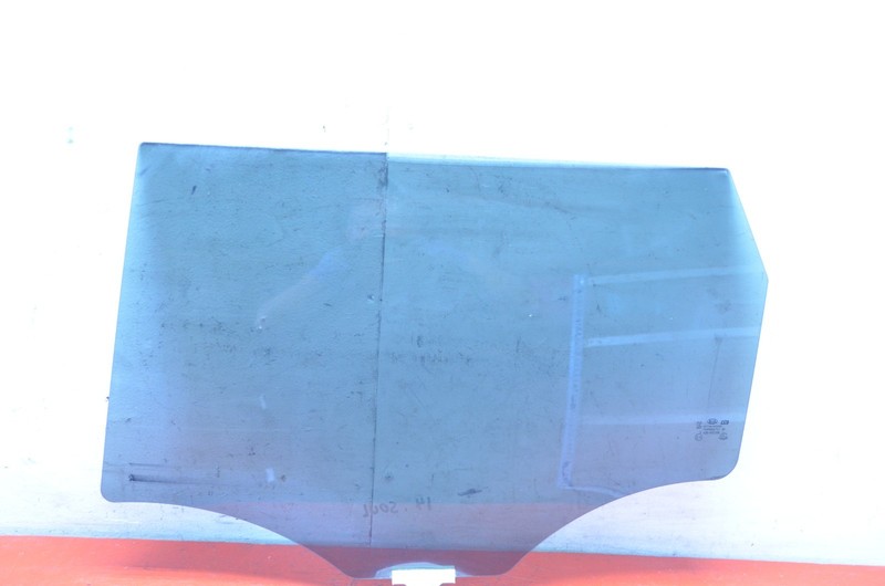 14-19 KIA SOUL REAR LEFT DRIVER SIDE DOOR WINDOW GLASS OEM