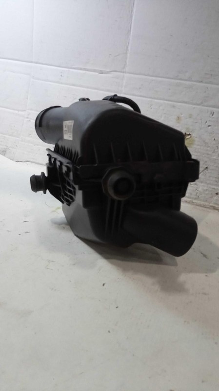 Used Air Cleaner Assembly fits: 2020 Chevrolet SparkGrade A