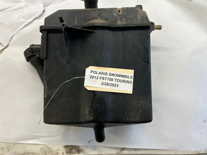 POLARIS 07-14 IQ TOURING FST TURBO Oil Tank w/ Cap 1261357