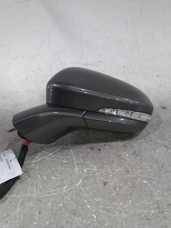 Used Left Door Mirror fits: 2013 Ford Fusion power w/o removable cover w/o blind