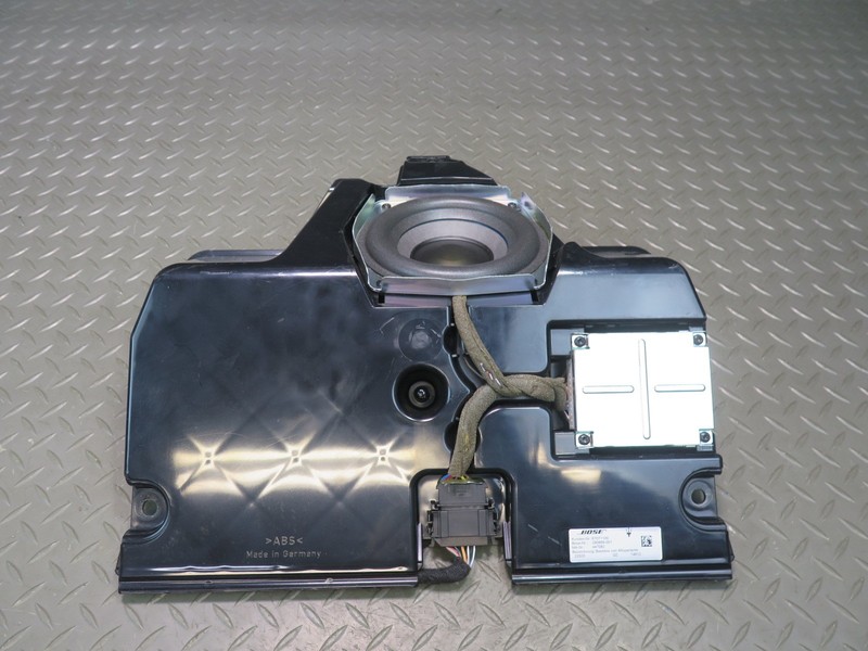 2008-2019 MASERATI GRANTURISMO M145 FRONT BOSE SUBWOOFER SPEAKER BOX 447082