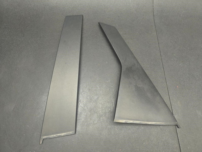 2PC Rear Left Door Window Side Moldings Set 2022 Hyundai Tucson 2023 - 2025