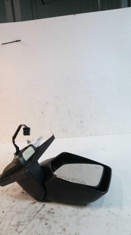 2015 Jeep Patriot Right Door Mirror Blue OEM 235091 161K Miles