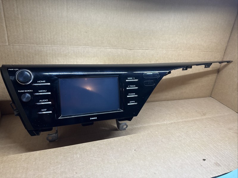 2020 Toyota Camry Radio Receiver Navigation Display Screen OEM 86140-06D20