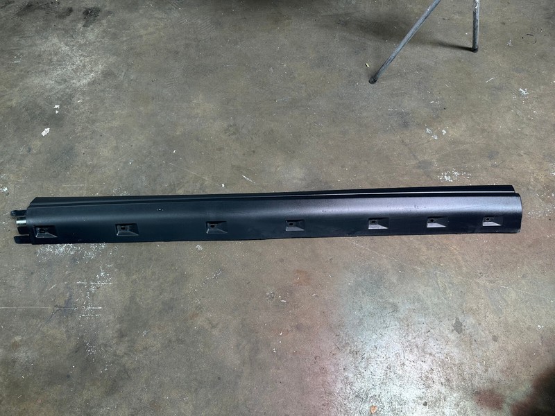 05-16 Land Rover LR4 LEFT DRIVER SIDE SKIRT ROCKER PANEL COVER MOLDINGOEM