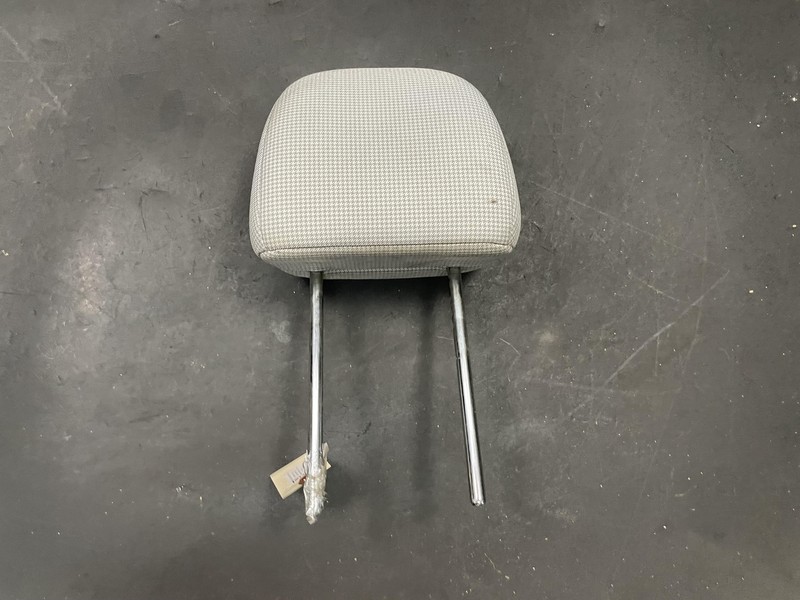 Front Left Seat Headrest Cloth 2019 KIA Soul 2017 2018