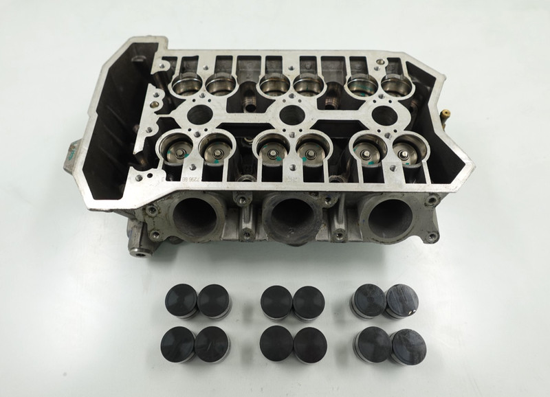 NICE 2019 Sea-Doo SPARK TRIXX 900 HO OEM Cylinder Head w/ Valves (FRESHWATER)