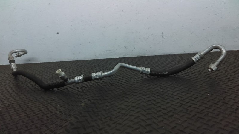 02-05 Ford Explorer A/C AC Suction Line Hose OEM 4L2Z-19835-EB