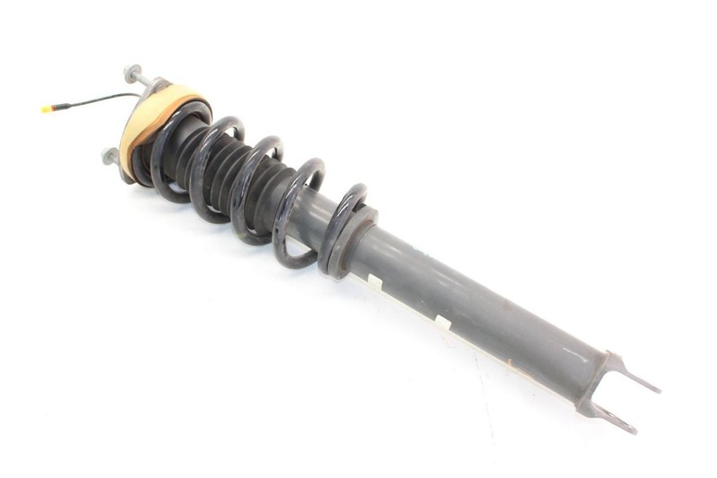 12-16 Porsche 911 Carrera 3.8L Driver Left Rear Strut Assembly 99133305304