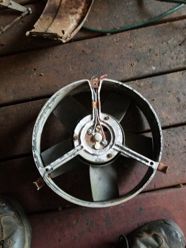 MERCEDES-BENZW114 W115, AUXILIARY RADIATORFAN BOSCH wire cut