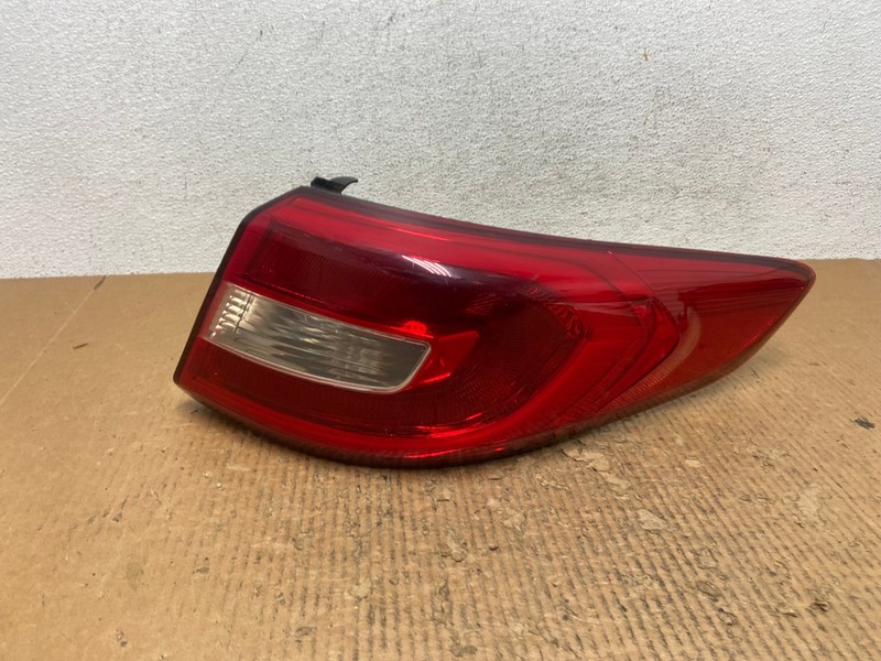 2015 2016 2017 Hyundai Sonata Right Passenger Rh Tail Light Oem AE2848 LK