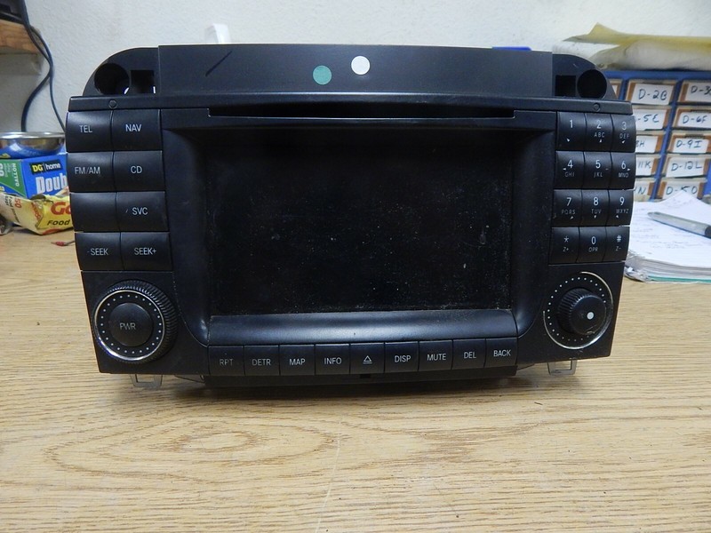 Mercedes Benz A220 820 5989 Navigation Radio Head Unit *FREE SHIPPING*