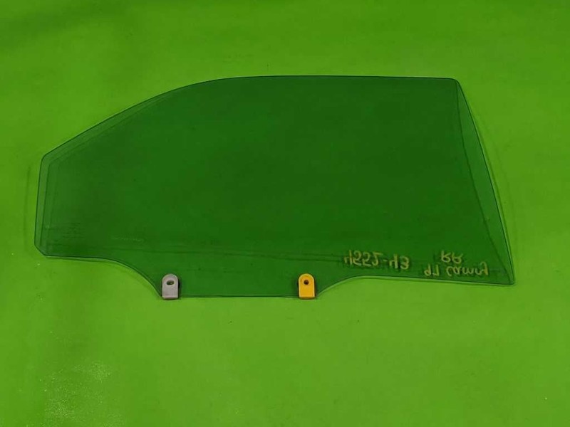 97-01 CAMRY PASSENGER RIGHT REAR WINDOW DOOR GLASS OEM 4552-43