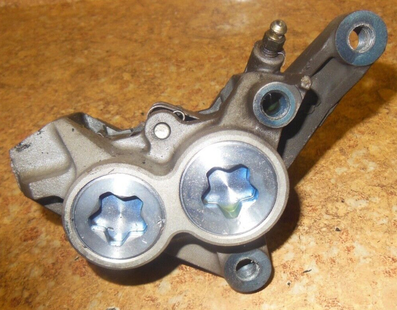 2003 Yamaha FZS1 FZ1 FZ 1 FZS1000 1000 Fazer Right Front Disk Brake Caliper 03