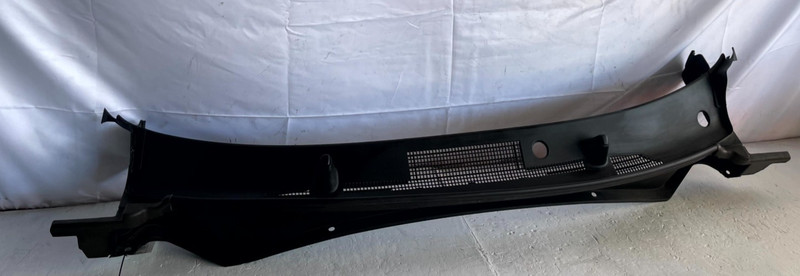 2023-2025 KIA SPORTAGE FRONT WINDSHIELD COWL PANEL VENT GRILLE COVER # 106661