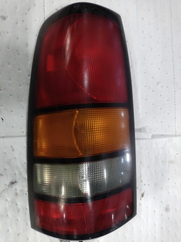 2006 GMC Sierra 1500 Left Tail Light Assembly Silver OEM 101850 Used