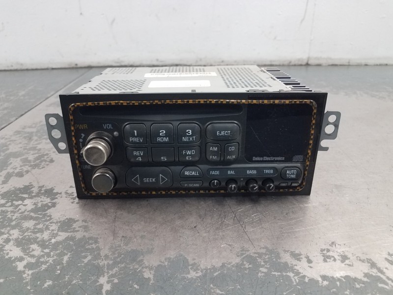 2003 Chevy Corvette C5 Z06 AM FM CD Radio #8792 H2