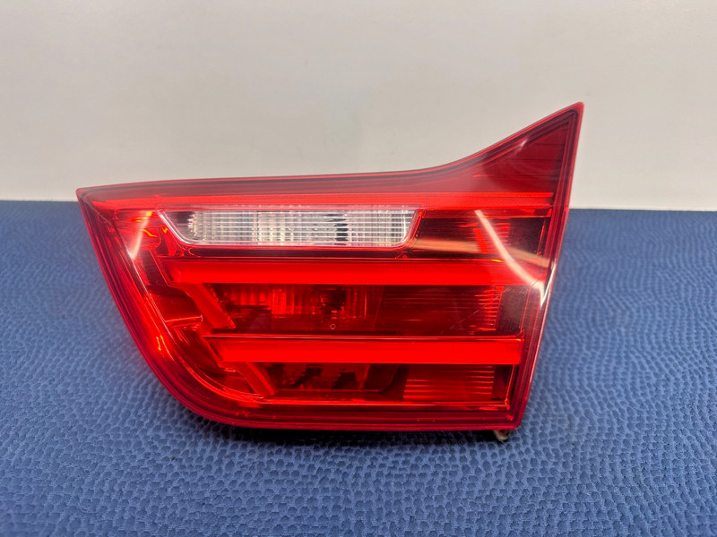 14–17 BMW F32 F36 428i Rear Right Passenger Side Inner Taillight Light Lamp OEM