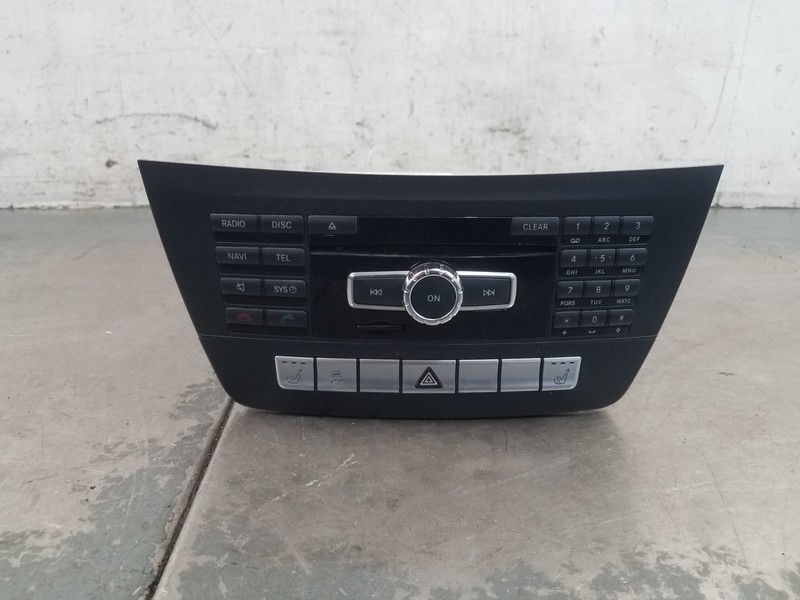 2012 Mercedes Benz AMG C 63 Navigation Command Radio Head Unit #0967 G4