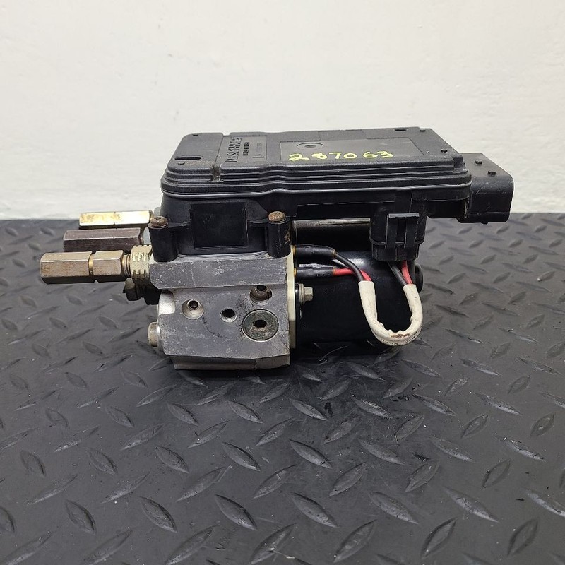 02-04 Ford F250SD F350SD 4x4 ABS Anti Lock Brake Assembly OEM 1C3Z-2C286-BB