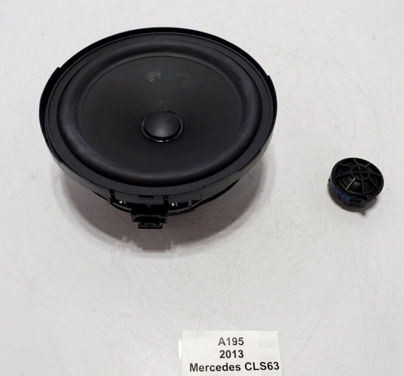 ✅ 12-18 OEM Mercedes W218 CLS63 AMG Rear Right Speaker Harman Kardon SET