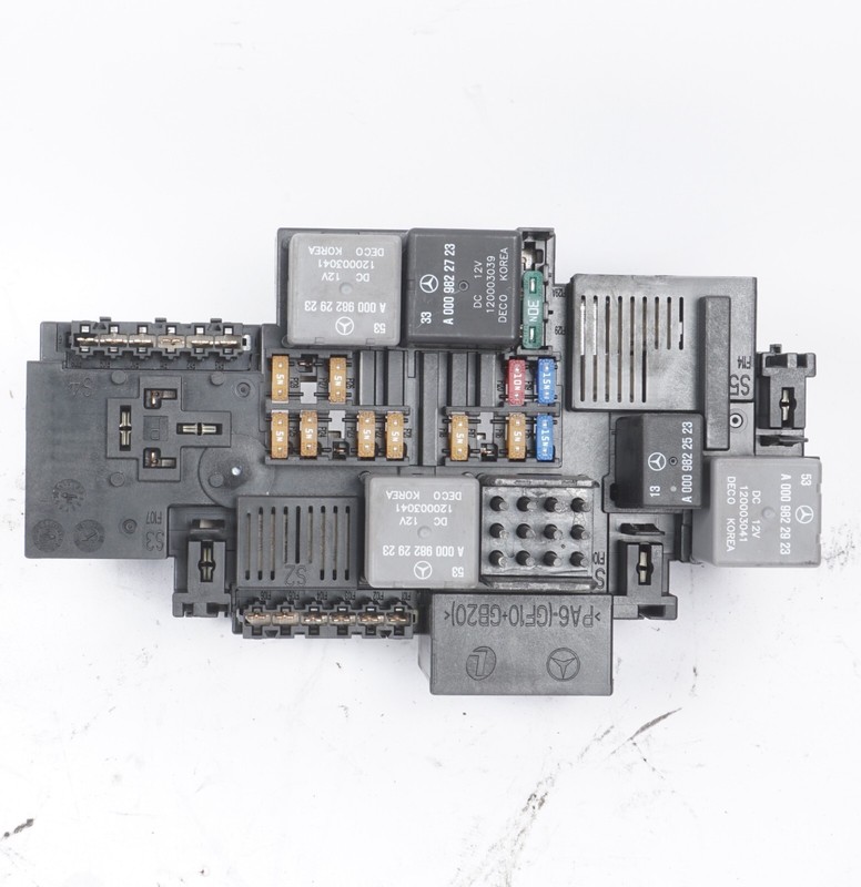 14-17 Mercedes S550 W222 Relay Fuse Box 2229063302OEM