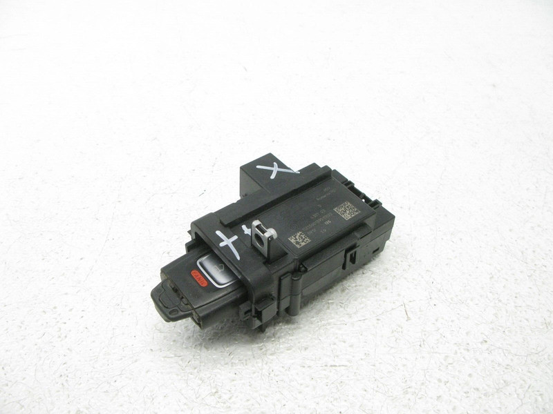 08-17 AUDI 8T A5 S5 RS5 A4 Q5 IGNITION SWITCH KEY SLOT STARTER CONSOLE OEM 10202