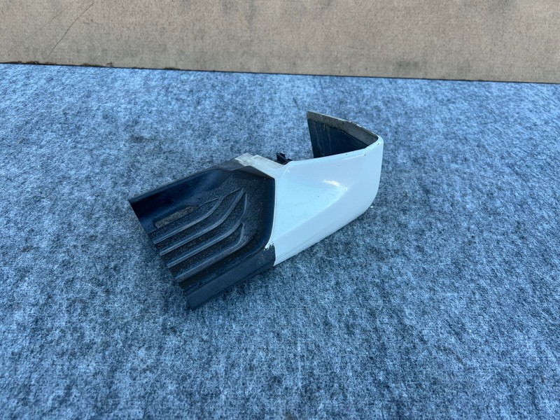 INFINITI QX80 QX56 2011-2017 OEM REAR LEFT DRIVER RUNNING BOARD STEP TRIM