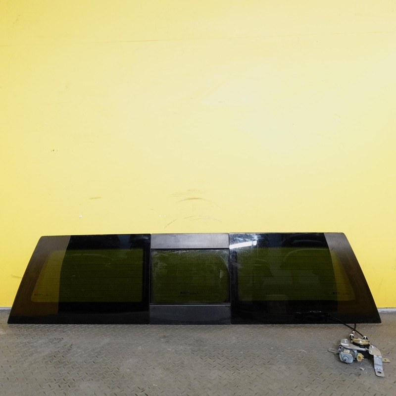 2019-2025 GMC SIERRA 1500 Rear Windshield Back Window Glass Oem 84569182