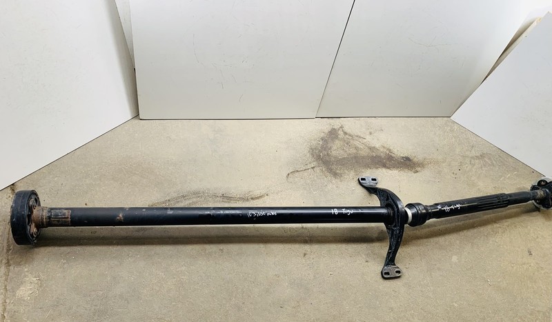 17-18 VOLKSWAGEN TIGUAN LIMITED 2.0L AWD FRONT & REAR DRIVESHAFT PROPELLER OEM