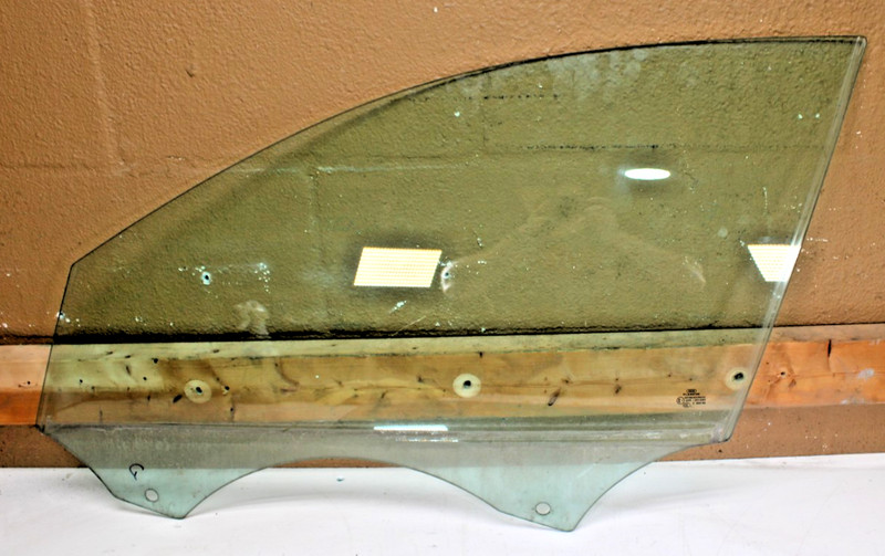 09-16 Audi A4 Front Left Driver Side Door Window Glass Oem