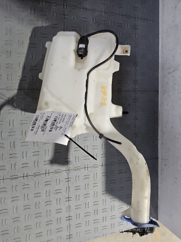 Wash Reservoir Fits 13-14 FUSION 3491538