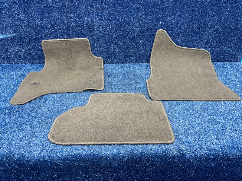 2014-2018 GMC Sierra 1500 Carpet Floor Mats Set of 3 Cocoa Brown 84174809 OEM