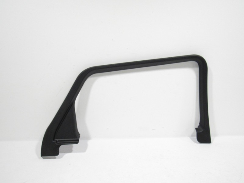 Land Range Rover Evoque 2023 Rear Left Door Window Frame Molding Trim 20-24 ; :A