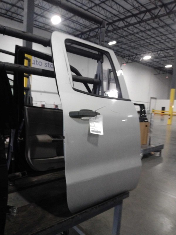 Chevrolet Silverado 1500 2016 Right Rear Door Silver 333803 3304