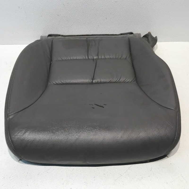 05-10 Honda Odyssey Front Right RH Lower Bottom Cushion Leather Gray Trim B