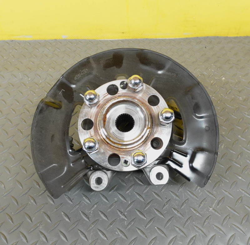 2022-2024 HYUNDAI TUCSON REAR LEFT KNUCKLE SPINDLE WHEEL HUB OEM 52710N9200