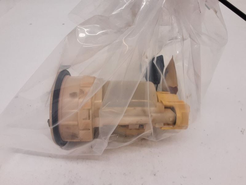 Fuel Pump Assembly 4 Cylinder Federal Fits 02-03 CAMRY 3326236
