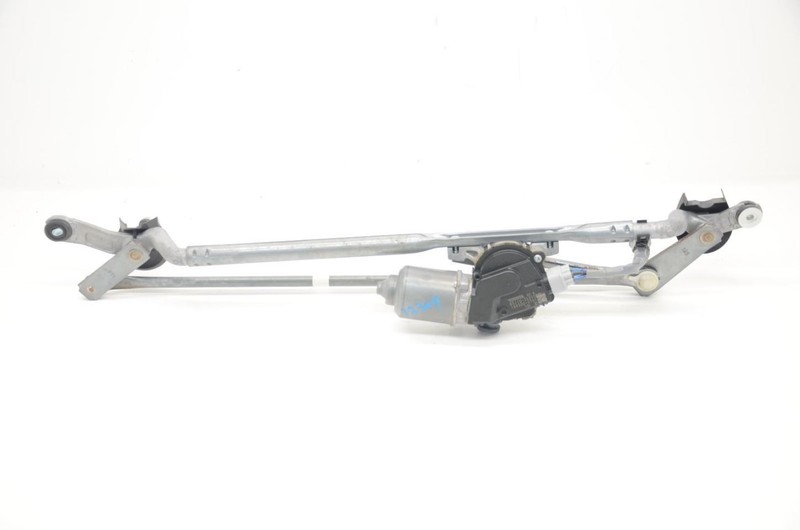 10-24 Toyota 4Runner Windshield Wiper Transmission and Motor