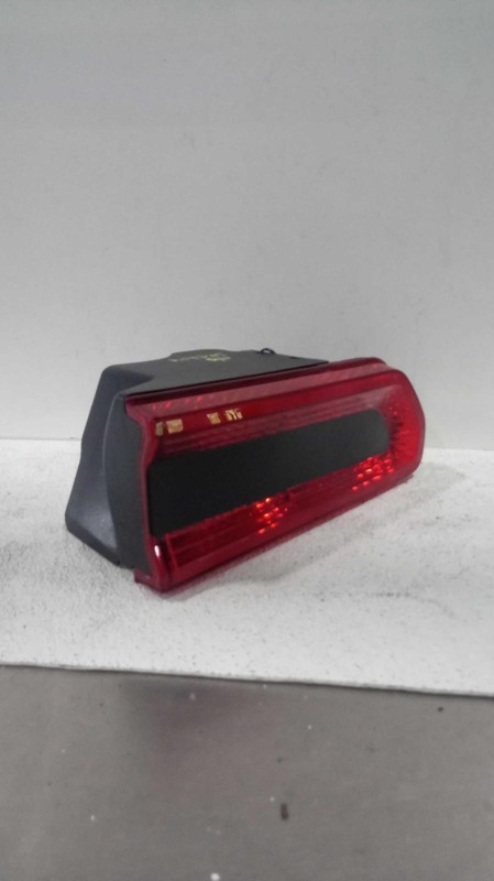 2010 Dodge Challenger Right Outer Tail Light Assembly Silver 112K Miles OEM