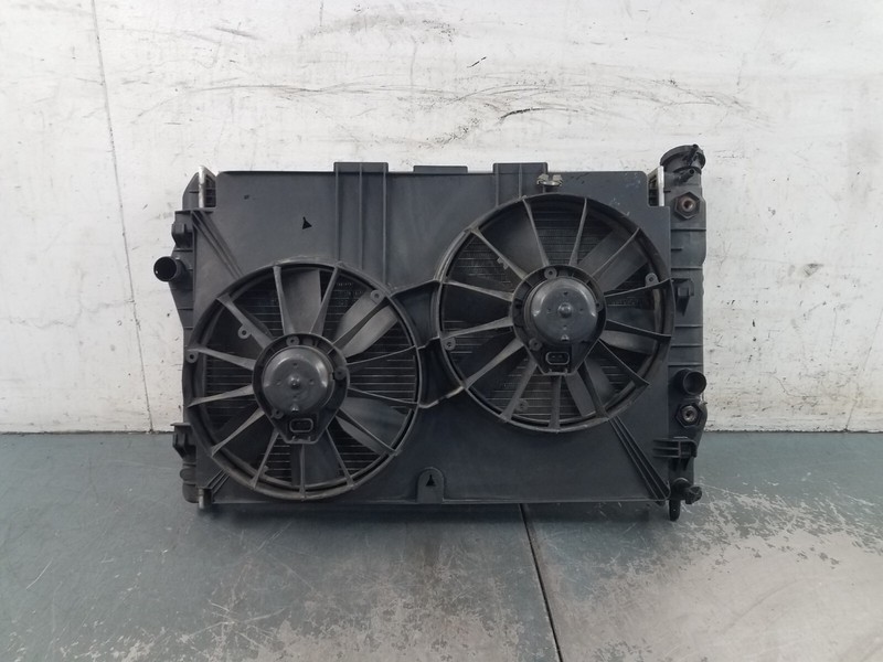 2001 Chevy Camaro Z28 Radiator / Fan Assembly #6779 Y2