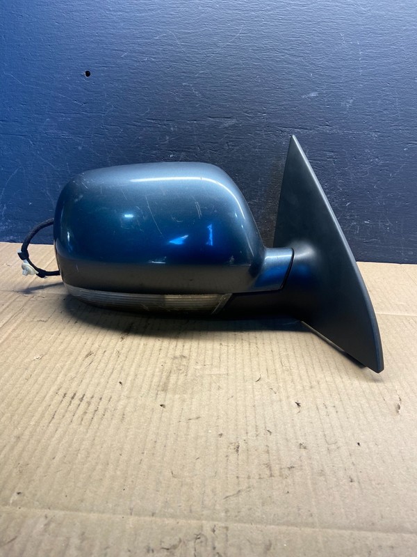 2004 to 2007 Volkswagen Touareg Right Door Power View Door Mirror OEM AD2951 DW