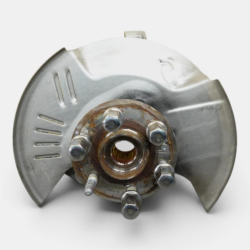 2019-2025 CHEVROLET BLAZER FRONT LEFT SIDE SPINDLE KNUCKLE HUB OEM 84437330