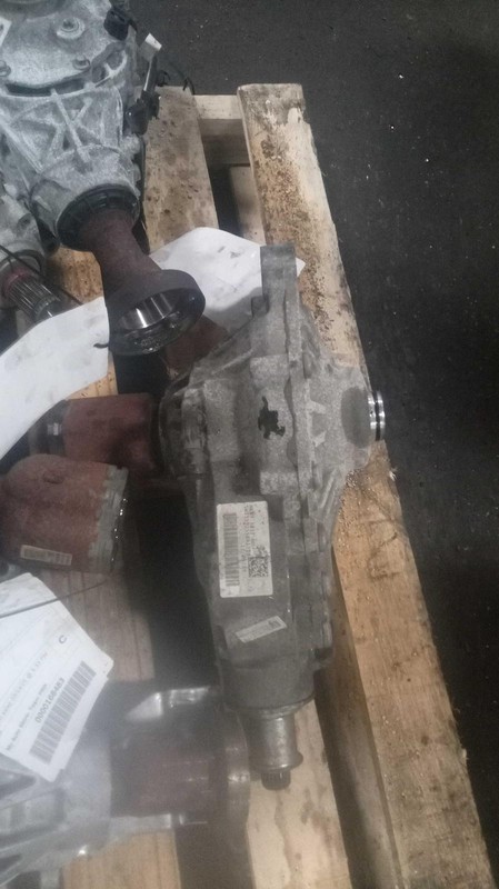 2020 Jaguar F-PACE 4WD Differential Carrier Assembly OEM 84K Miles HK833017NB