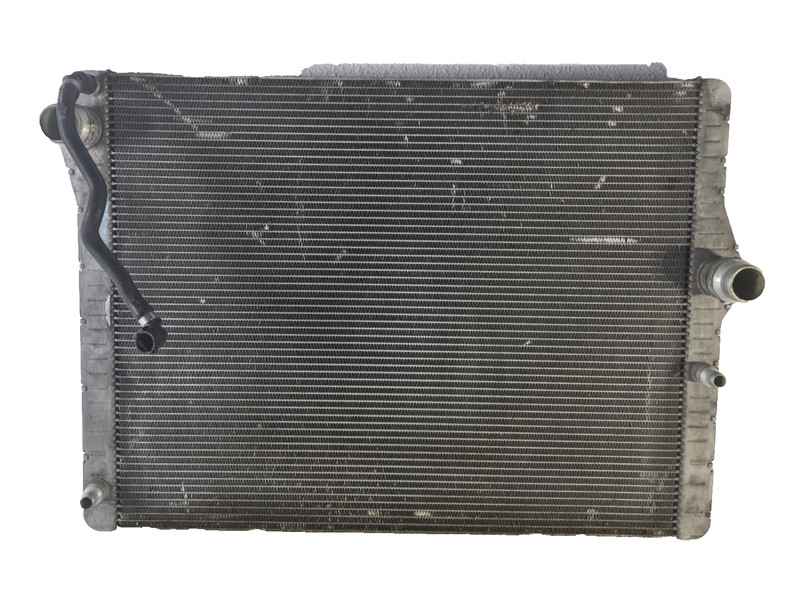 2010 2017 BMW 5 Series 550i GT xDrive Radiator Core Assembly OEM 17118669004