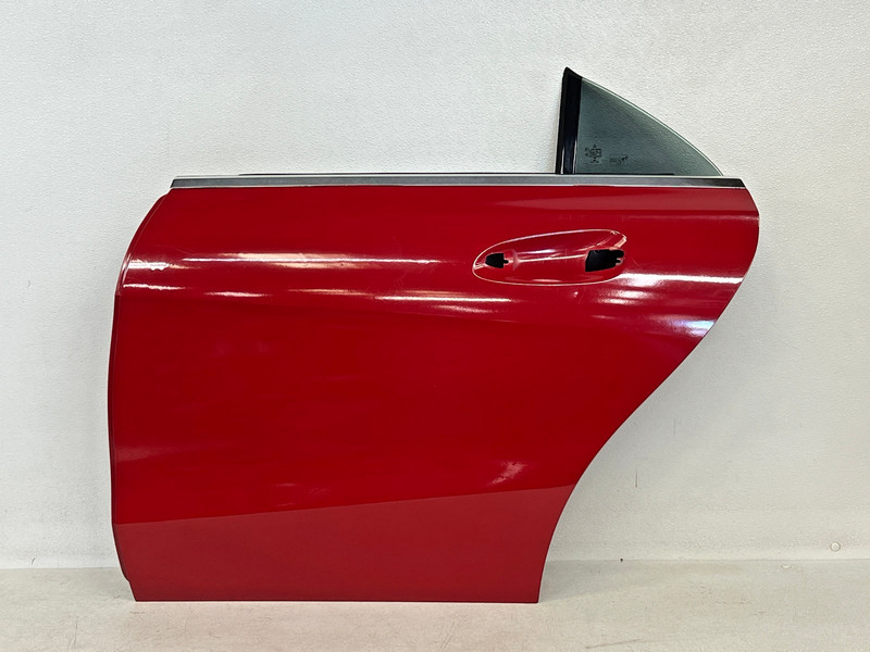 ⭐2014-2023 MERCEDES CLA250 REAR LEFT LH DOOR SHELL COVER PANEL RED OEM LOT2631
