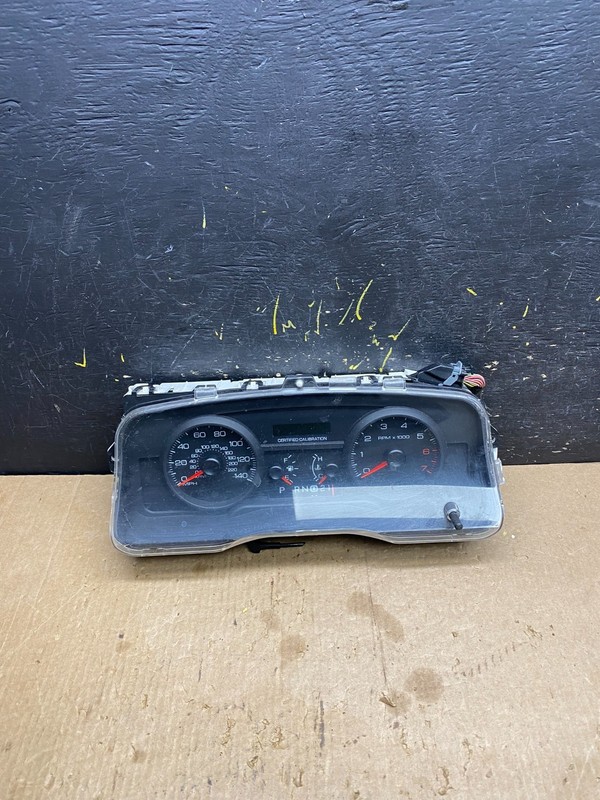 2009 to 2010 Mercury Marquis Speedometer Cluster Gauge Oem z4630 DG