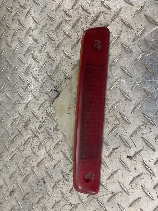 1996-2002 Toyota 4runner high mounted lamp center trunk tail light brake