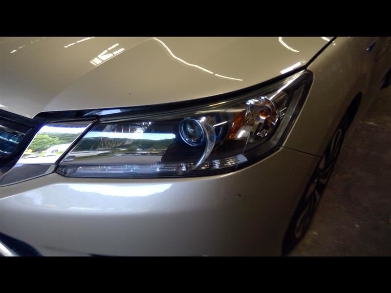 Driver Headlight Sedan Hybrid VIN 6 6th Digit Base Fits 14-15 ACCORD 1148811