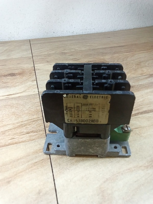 General Electric CR153B002ABB Contactor